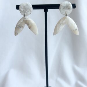 Daybreak Wings with Post